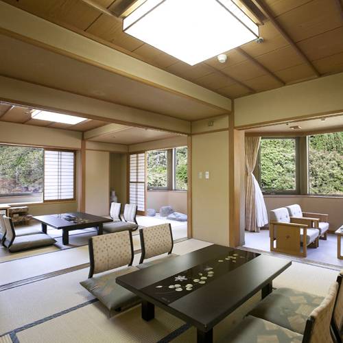 コーナースイート  80㎡ / 3