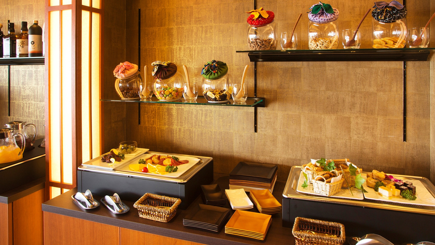 西浦温泉 旬景浪漫 銀波荘（ニシウラオンセン シュンケイロマン ギンパソウ） / 1