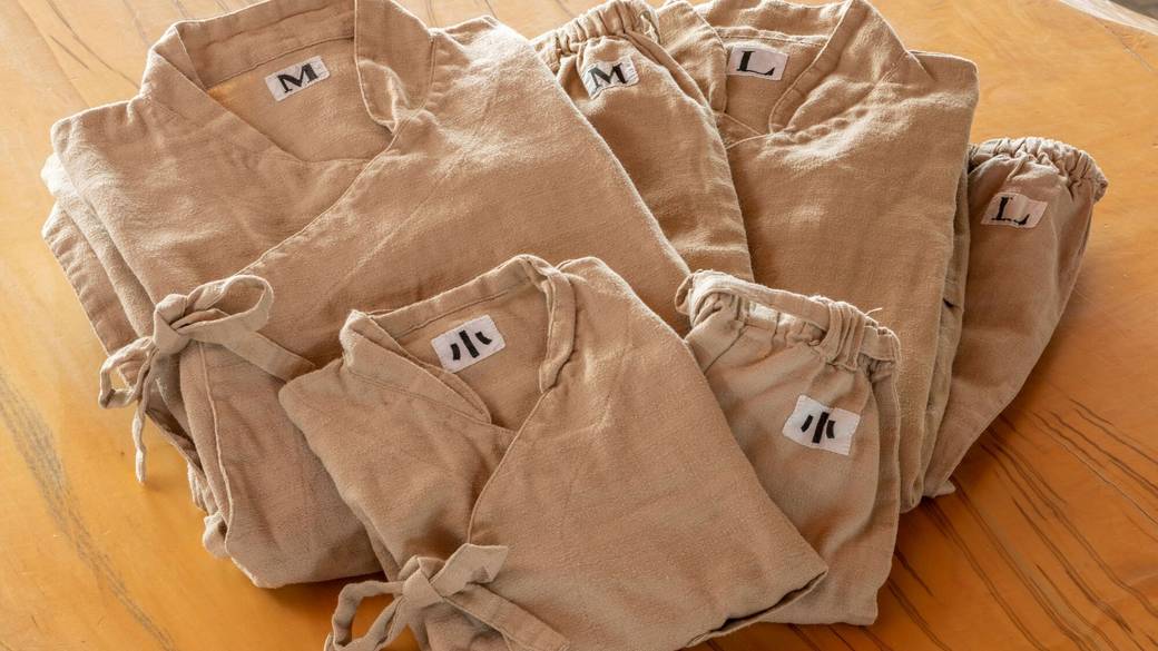 館内着の作務衣 / 2