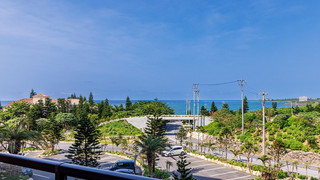 デラックスラージツイン（2-4階）＜リゾートビュー＞