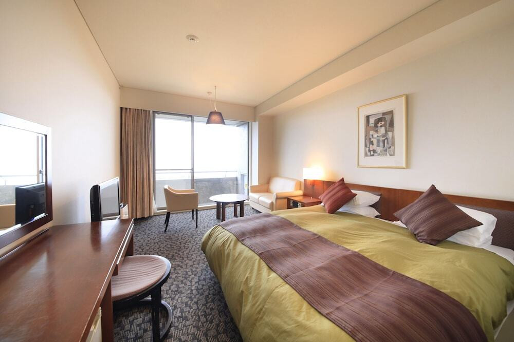 9.お肉好きならこちら♪鉄板料理が楽しみな「ゆとりろ熱海」4243889