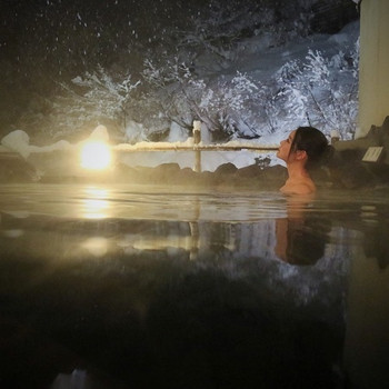 日本三大薬湯のひとつ！開湯700年の歴史を誇る名湯3967038