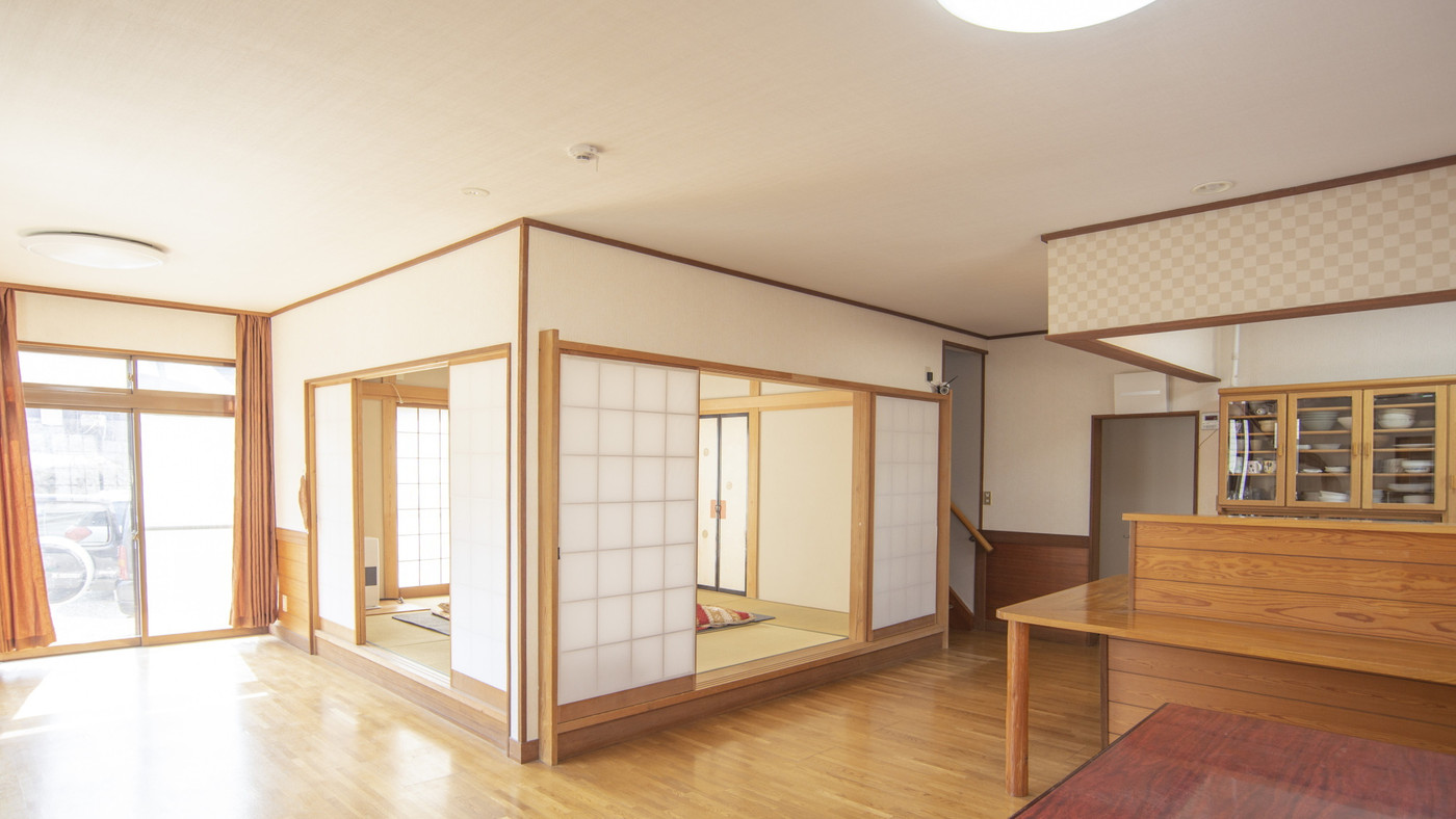 憧れの温泉付き別荘気分♡「草津温泉付き貸別荘 昭和館」3750992