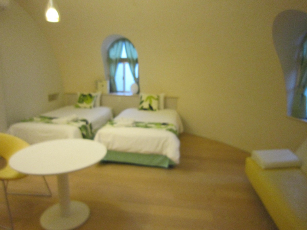 丸いカプセルの中に入ってるような感じだった