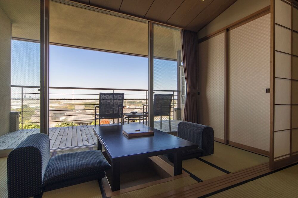 和味の宿 角上楼(ナゴミノヤド カクジョウロウ) / 11