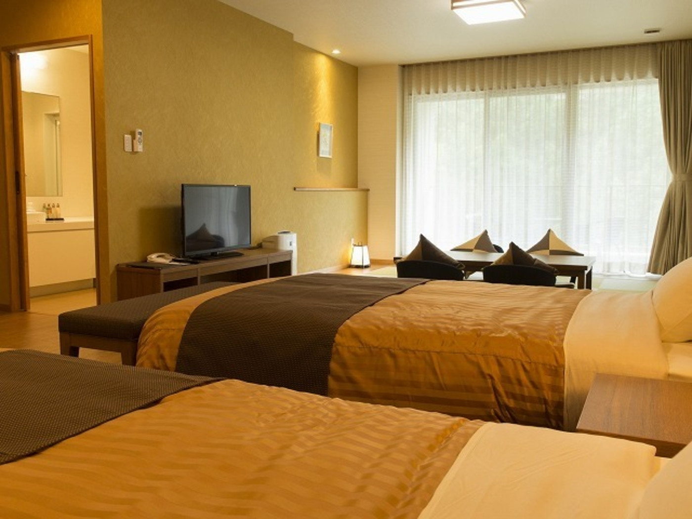 1. 絶景とおいしいイタリアンで贅沢に♡「奥多摩の風 はとのす荘」3482652