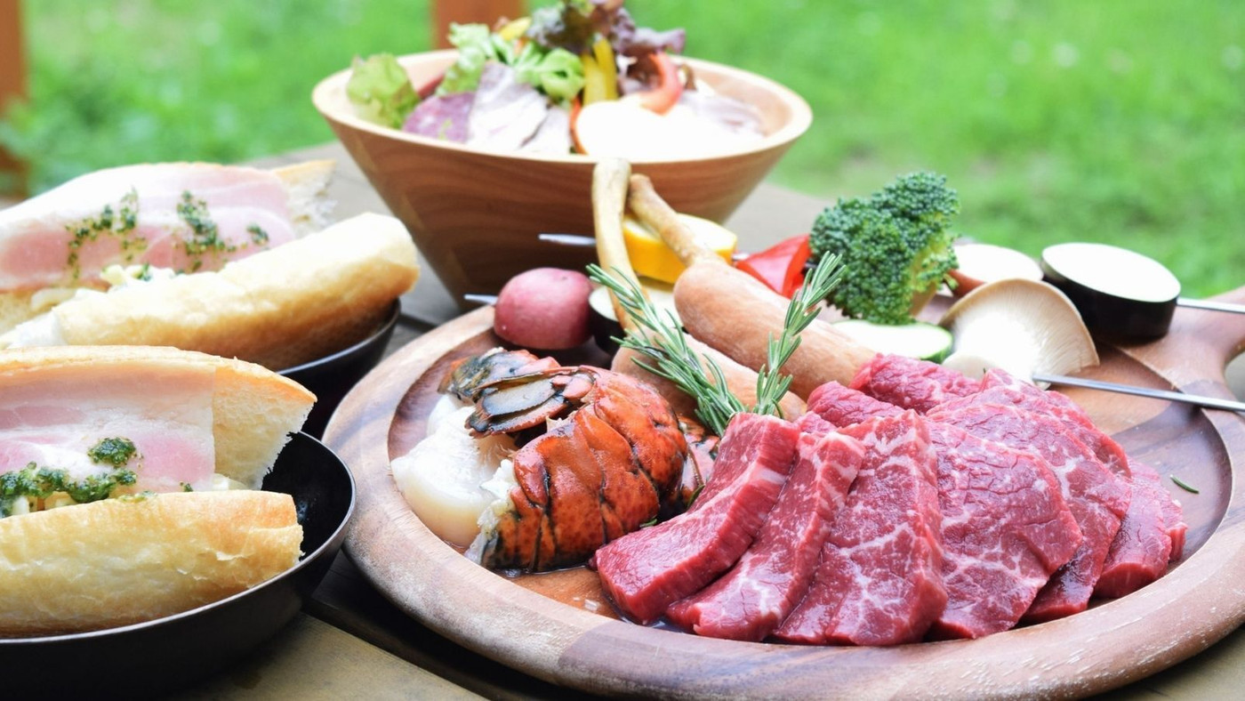 貸切サウナでロウリュも楽しめる！贅沢なグランピング体験3464307