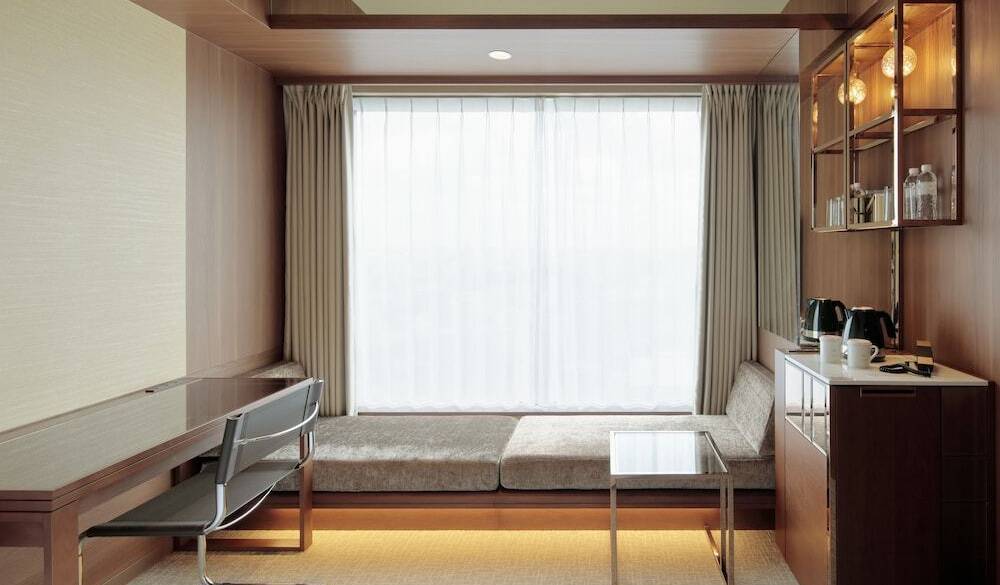 こあがりソファ / 2