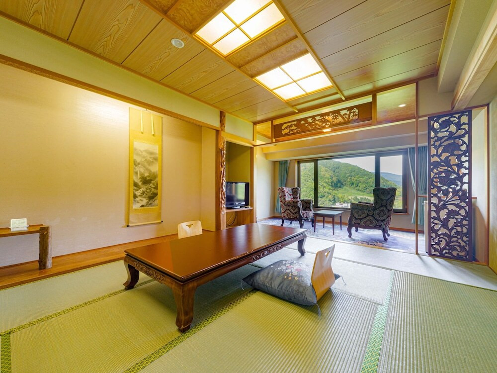 新館　和室10畳①