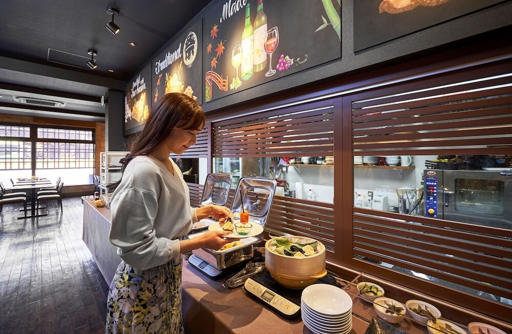 朝食ビュッフェ