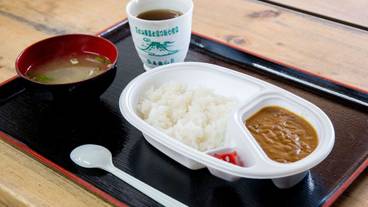 食事・飲み物 / 2