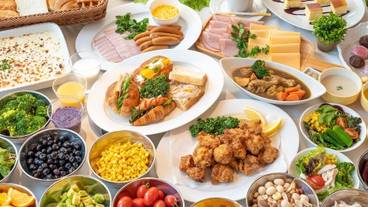 朝食ビュッフェ / 3