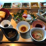 DINING TABLE WABI（ダイニングテーブルワビ）