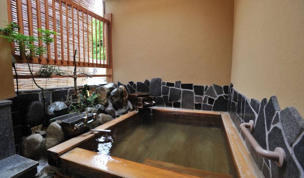 和室（竹）の露天風呂② / 3