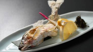 食事・飲み物 / 3