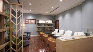 ロビーラウンジ / 8