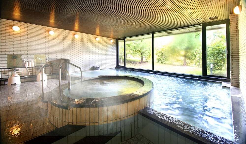 森の中で極上の
バスタイムを / 4