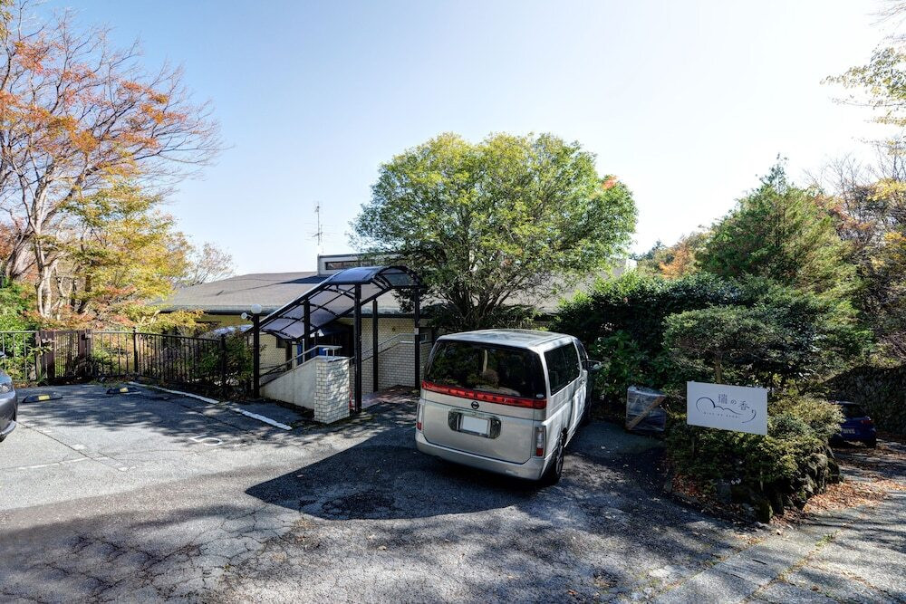 RV またはトラック用駐車場