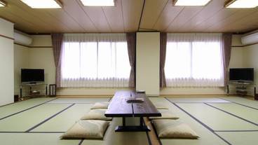 客室内のダイニングエリア / 10