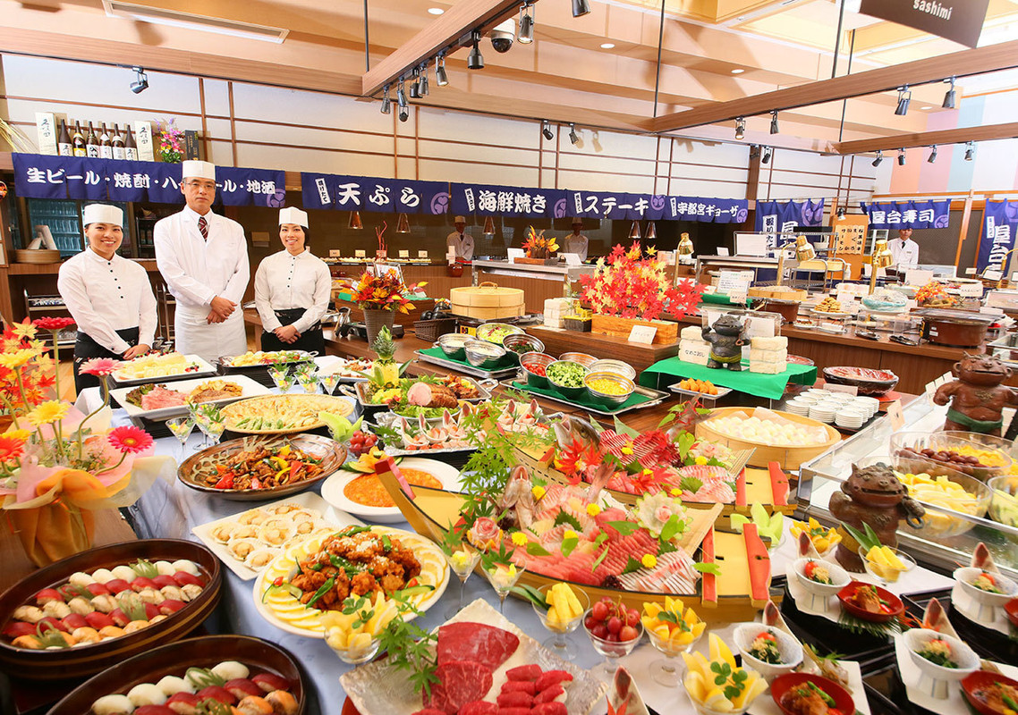 ディナービュッフェ