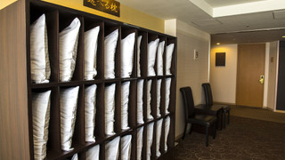 グランド ダブルルーム クイーンベッド 1 台 禁煙