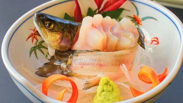 食事・飲み物 / 10