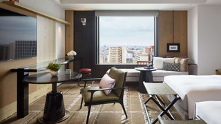 プレミアム ルーム ベッド (複数台) (2 Twin Beds with Sofa Bed)