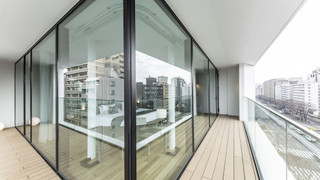 コーナーバルコニーダブルルーム 禁煙 (ラウンジアクセス付)