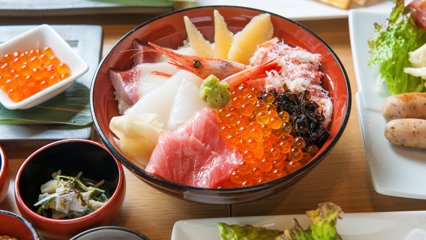 10.朝食の海鮮丼が大人気♡「天然温泉 境港 夕凪の湯 御宿 野乃」3509081