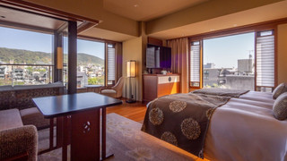 [別邸]鴨川 プレミアム コーナー ツイン 5-7階 禁煙