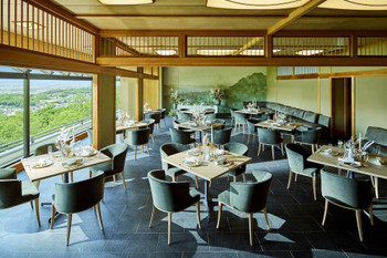 A luxurious stay-at-home trip for adults at an auberge in Kansai 3849059