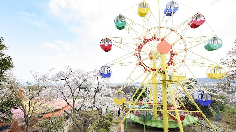 子供用の遊び場 - 屋外
