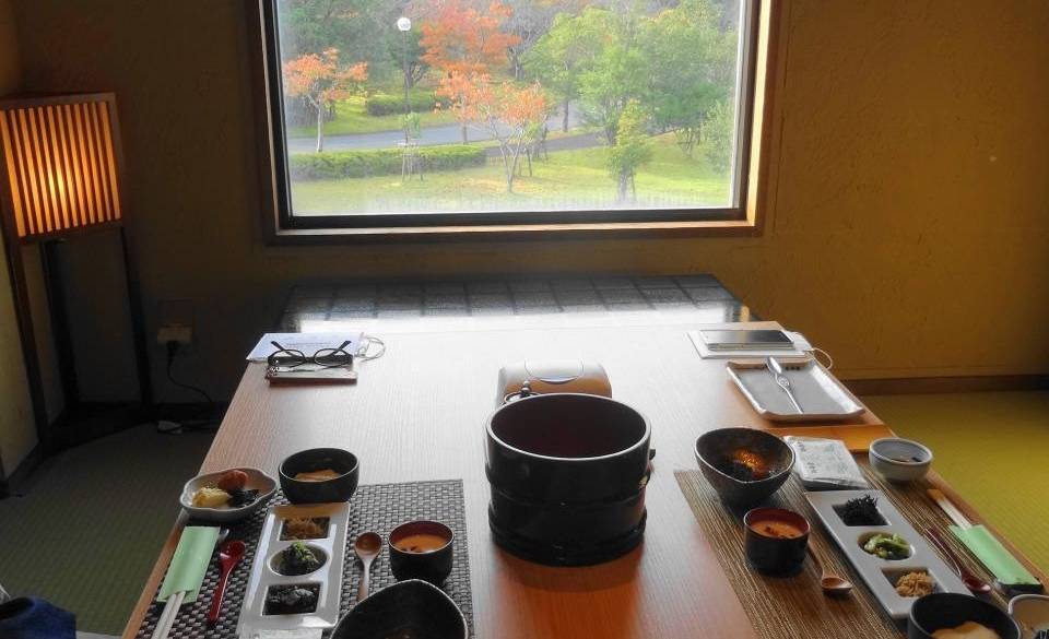 その場で焼かれる干物
食欲そそる朝の和食膳 / 3