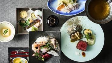 食事・飲み物 / 4