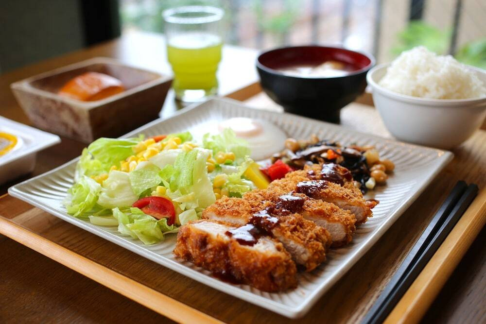 朝食