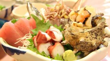 食事・飲み物 / 3