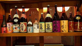 「三吉や」 ドリンク 45259307 本格焼酎150円よりプレミアム焼酎オール280円