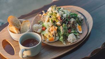 食事・飲み物 / 10