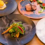 北海道の旨味を
すべてのお皿に凝縮 / 1