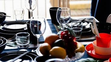 客室内のダイニングエリア / 9