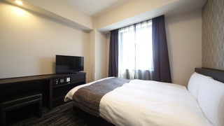 モデレートダブル