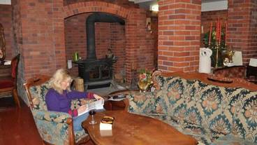 ロビー応接スペース / 2