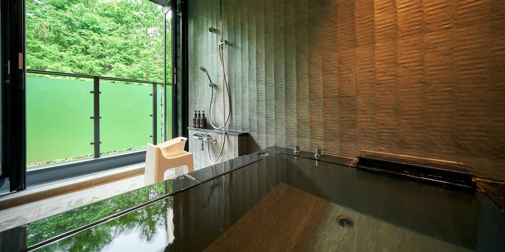 北館客室 温泉風呂一例