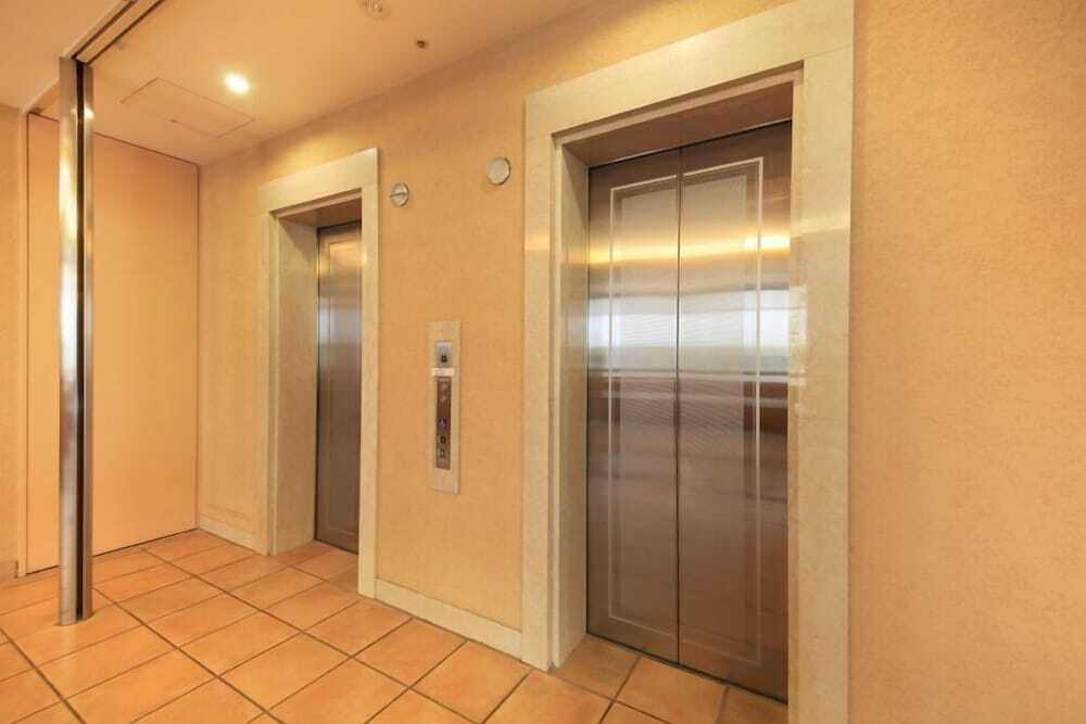 内部エントランス