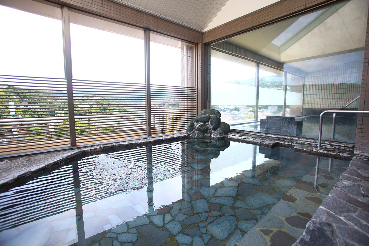 山側・露天風呂