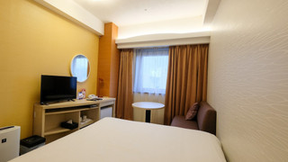 スタンダード シングルルーム ダブルベッド 1 台 喫煙可