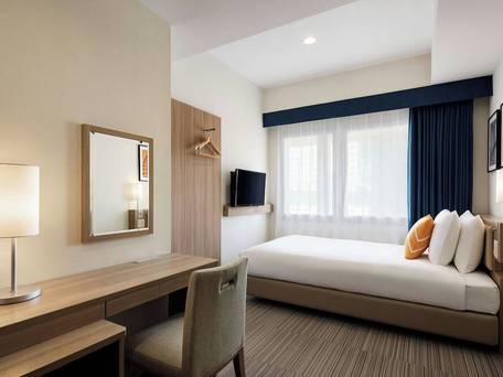 フォーポイント フレックス by シェラトン 新大阪 / 5