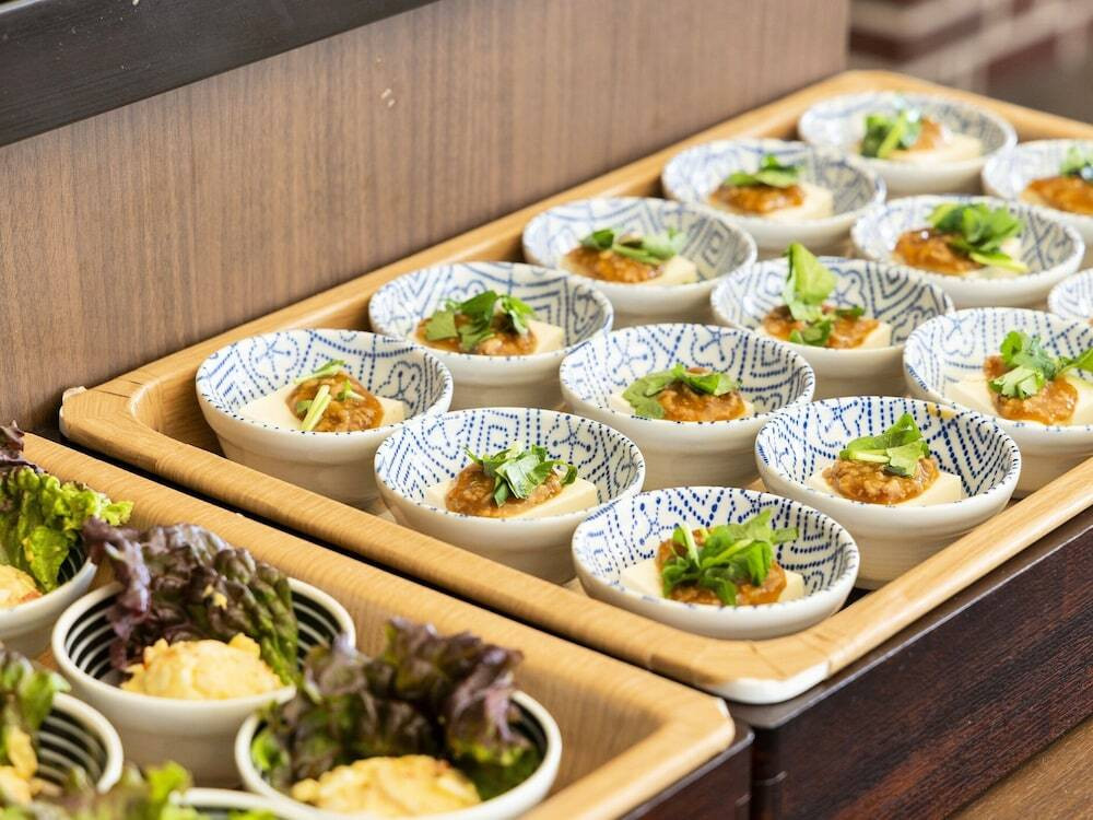 朝食