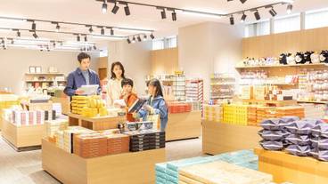 ショッピングモール / 1