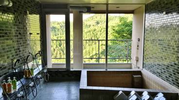 屋内スパ浴槽 / 4